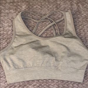 Alphalete sports bra